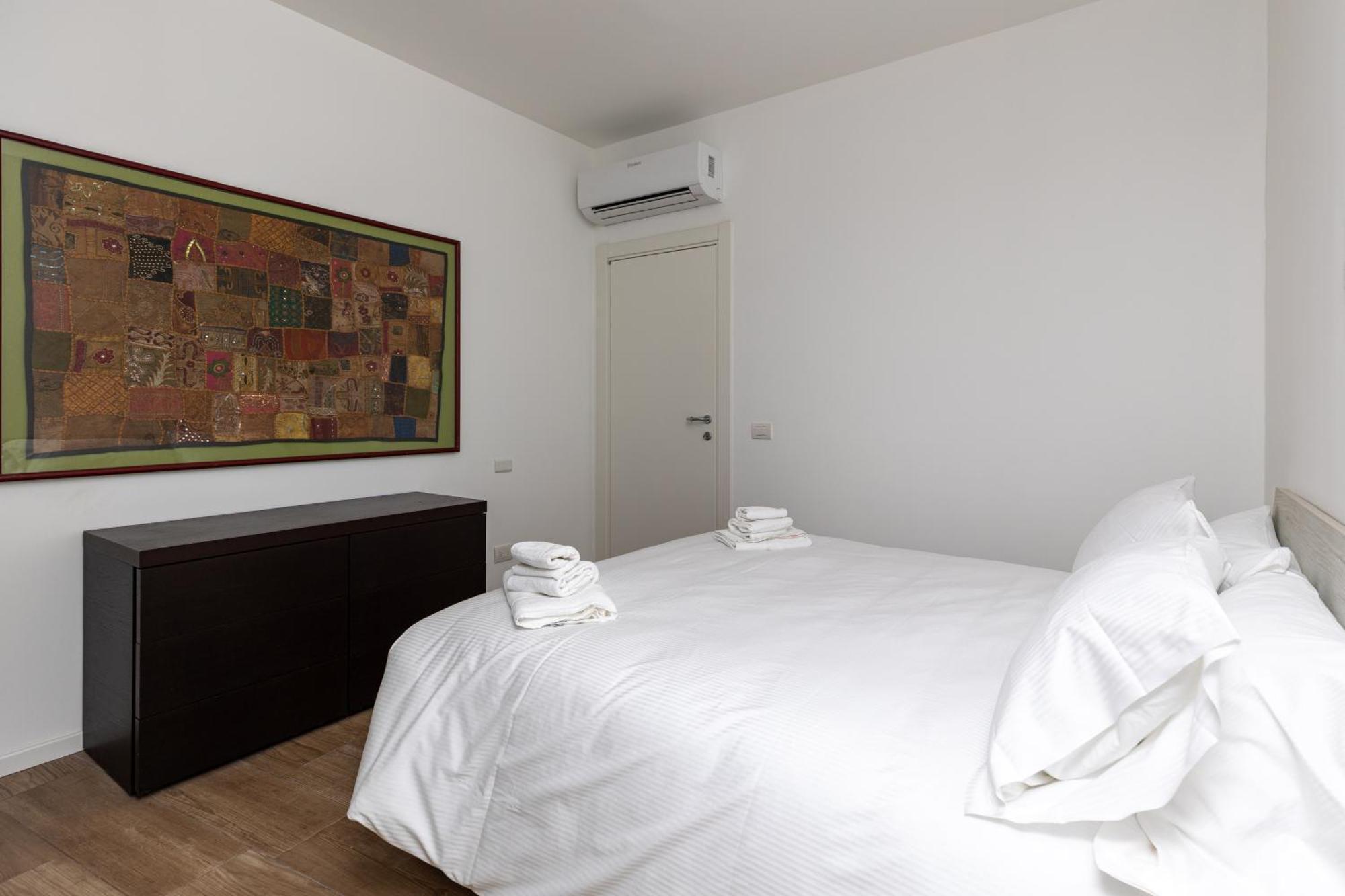 Piazza Del Lago Suites Menaggio Exterior photo