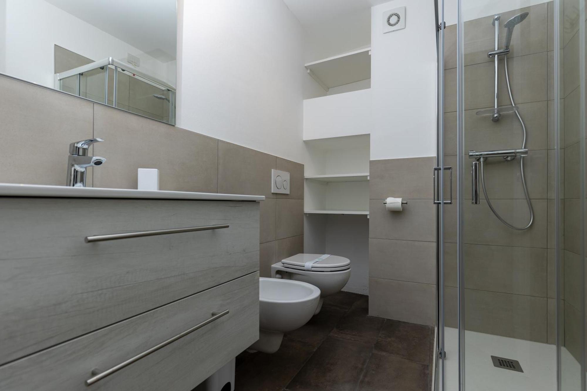 Piazza Del Lago Suites Menaggio Exterior photo